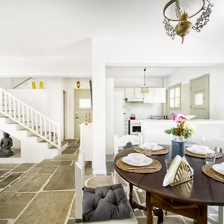 Salt & Stone Beachfront Retreat By Estia Erétria