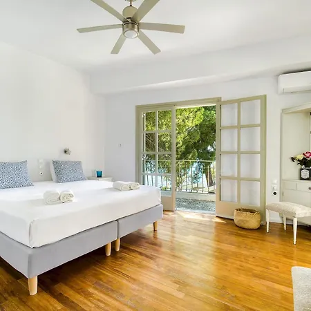 Salt & Stone Beachfront Retreat By Estia * Erétria