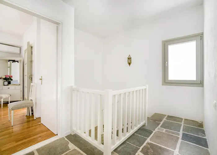 Salt & Stone Beachfront Retreat By Estia Σπίτι διακοπών *