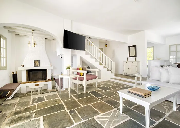 Salt & Stone Beachfront Retreat By Estia * Ερέτρια